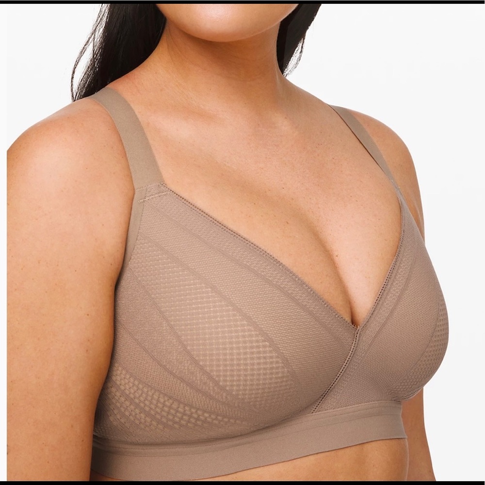 Lululemon awake to lace bra